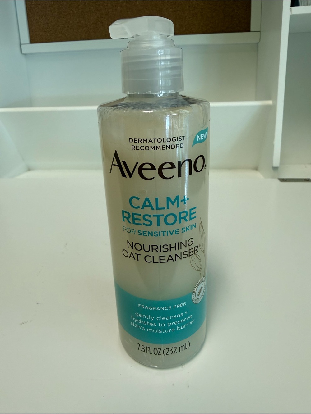 Aveeno Calm + Restore Nourishing Oat Cleanser - NEW